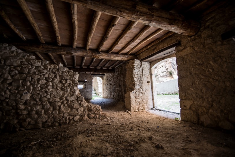 Resti Abbazia di San Martino in Valle Fara San Martino