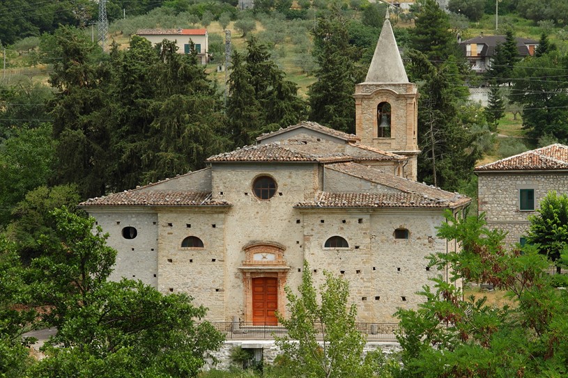 Chiesa Santa Maria in Basilica Villa Santa Maria 