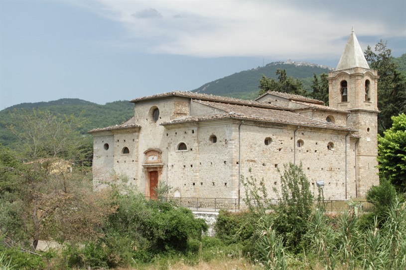 Chiesa Santa Maria in Basilica Villa Santa Maria 