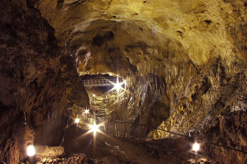 Grotte del Cavallone Taranta Peligna