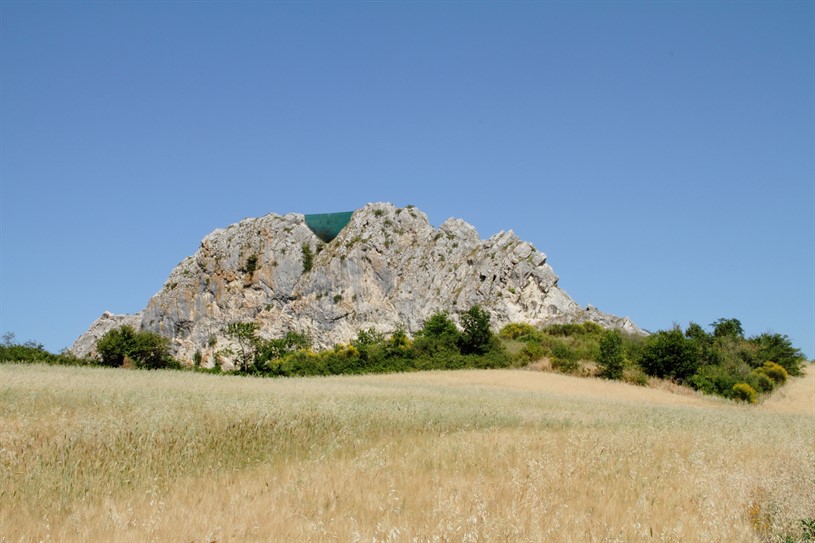 Installazione Orizzonti di Costas Varotsos Gessopalena