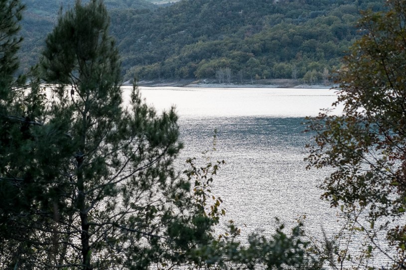 Lago di Casoli e Torretta di Prata