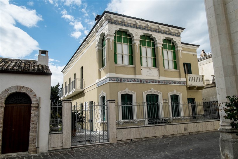 Palazzo De Titta Sant' Eusanio Del Sangro